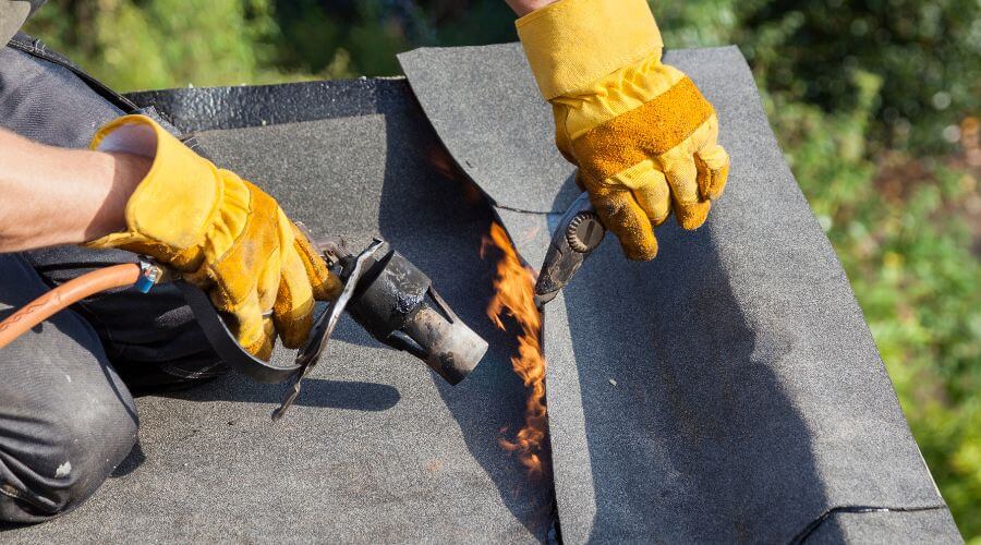 Expert Emergency Roof Repairs services in Lancaster, MO